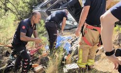Manisa'da greyder şarampole devrildi, operatör öldü!