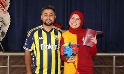 Fanatik gelin ve damat formayla nikah yaptı