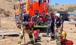 İzmir'de kuyuya düşen kişiyi itfaiye ekipleri kurtardı