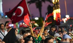 İzmir'de 15 Temmuz Demokrasi ve Milli Birlik Günü programı düzenlendi