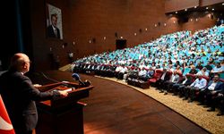 Uşak Üniversitesi'nde 15 Temmuz İçin  Panel ve Anma Töreni Düzenlendi