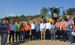 AK Parti'li Baybatur, Demirci'de ziyaretlerde bulundu !