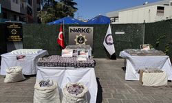 İzmir'de yasaklı madde dolayısıyla  133 şüpheli tutuklandı