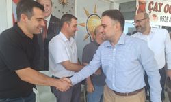 AK Parti'li Baybatur Selendi'de ziyaretlerde bulundu
