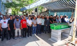 Uşaklı gazeteci Ahmet İtil'in kızı Firdevs Seher, gözyaşlarıyla son yolculuğuna uğurlandı
