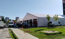 Uşak'ta Ata Park'ın ortasına yeniden çadır kuruldu