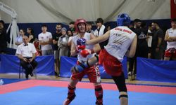 Kütahya'da Uşak'ın da katıldığı Zafer Kupası Kick Boks Turnuvası düzenlendi