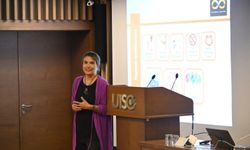 Özlem Yurdanur, Uşak TSO'da yeni nesil insan kaynakları eğitimi verdi