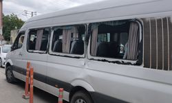 Uşak'ın komşusunda korkutan kaza! Servis minibüsü ile öğrenci servisi çarpıştı, 7 yaralı!