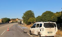 Manisa'da yol kenarında lastik değiştirmek isterken canından oldular!