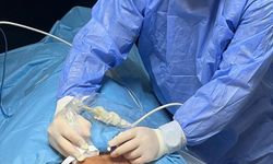 İzmirli hasta, devasa guatrına Kütahya Evliya Çelebi'deki girişimsel radyolojide çözüm buldu