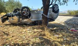 Manisa'da otomobil devrildi, sürücü yaralı