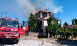 Gözleme yapmak isterken evi yaktı!