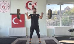 Afyonkarahisar'lı Hasan'dan halter şampiyonluğu!