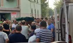 İzmir'de şarampole devrilen traktör sürücüsü defnedildi