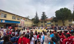Uşak Cumhuriyet İlkokulu için rapor bekleniyor! Depreme dayanıksız çıkarsa taşınacak!
