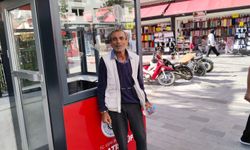Uşak'ta kanser hastası simitçinin satış yaptığı yerdeki kabin kaldırıldı!