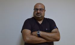 Uşak Eğitim ve Araştırma Hastanesi'nde yeni dahiliye uzmanı Dr. Onur Tangur göreve başladı