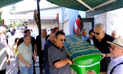 Uşak İl Milli Eğitim Müdür Yardımcılığı yapan Zeki Çiftçi hayata gözlerini yumdu