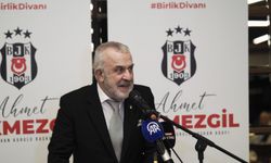 Beşiktaş Divan Kurulu Başkan Adayı Ahmet Ürkmezgil, İzmir'de üyelerle buluştu