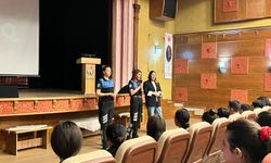 İzmir'de öğrencilere "akran zorbalığı" eğitimi!