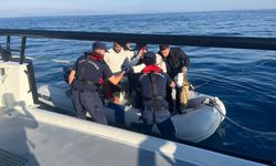 İzmir açıklarında 44 düzensiz göçmen yakalandı