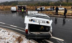 Kütahya'da para nakil aracıyla otomobilin çarpıştı: 1 ölü, 3 yaralı!