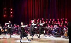 İzmir Devlet Türk Dünyası Dans ve Müzik Topluluğu'ndan 29 Ekim özel konseri