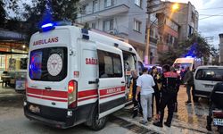 Manisa'da dayı ve yeğen birbirini yaraladı !
