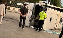 Manisa'da midibüsün karıştığı kazada 16 işçi yaralandı