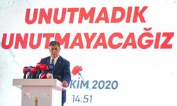 İzmir'de 2020'deki depremde hayatını kaybedenler anıldı