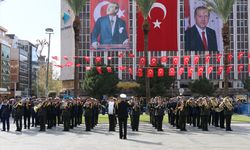 İzmir'de Cumhuriyet'in 102. yılı kutlanıyor