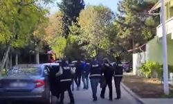 Uşak KOM Şube, FETÖ'nün kartsız finansal işlemleriyle ilgili operasyon yaptı