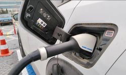 Uşak'ta elektrikli otomobilini evinde şarj edenler bir tık fazla fatura ödeyecekler