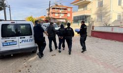 Uşak, Eşme ve Sivaslı'daki operasyonların sonucunda 9 kişi tutuklandı