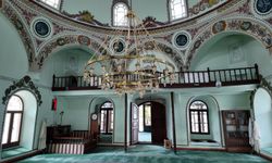 Uşak ve diğer illerdeki camilerde, gençlere önemli uyarı: Sana nezaket yaraşır!