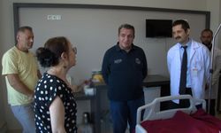 Uşak Eğitim ve Araştırma Palyatif Servisi'nde yatan hastaları ziyaret etti
