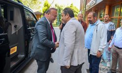 Yılmaz Tozan'dan flaş açıklama! Uşak Belediye Başkanı Yalım'a kılıcı çekti ve savaş açtı!