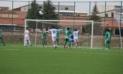 Uşak'ı BAL'da temsil eden Eşme, 3'üncü Lig yolunda önemli bir galibiyet aldı