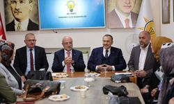 Veysel Eroğlu Sandıklı'da AK Partiyi ziyaret etti