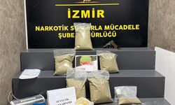 İzmir'de 6 kilo 940 gram yasaklı madde ele geçirildi !