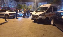 Manisa'da iki husumetli karşılaştı silah konuştu, 1 yaralı!