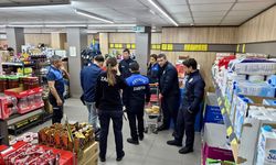 Fethiye'de zabıta ekiplerinden gıda denetimi