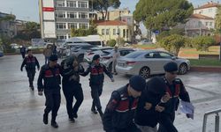 Aydın'da bahçeden zeytin çaldılar, yakalandılar!