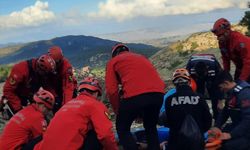Aydın'da dağ yürüyüşünde yaralanan kişi, askeri helikopterle kurtarıldı