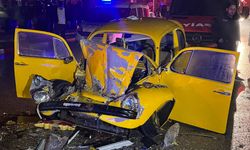 Uşak'ta Kıraç'ın ekibini taşıyan otobüse çarpan Vosvostaki 3 kişi yaralandı