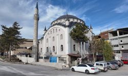 Uşak'ta elden çıkarılmak istenen cami! Camiyi verip çıraklık merkezi için eski garajı talep ettiler!