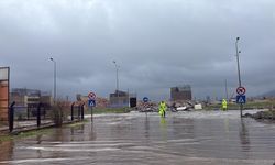 Muğla'da sağanak, dolu ve fırtına hayatı olumsuz etkiliyor