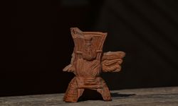 Efes'te Mısır tanrısı Serapis'in bulunduğu tütsü kabı bulundu