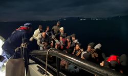 İzmir'de 37 düzensiz göçmen kurtarıldı